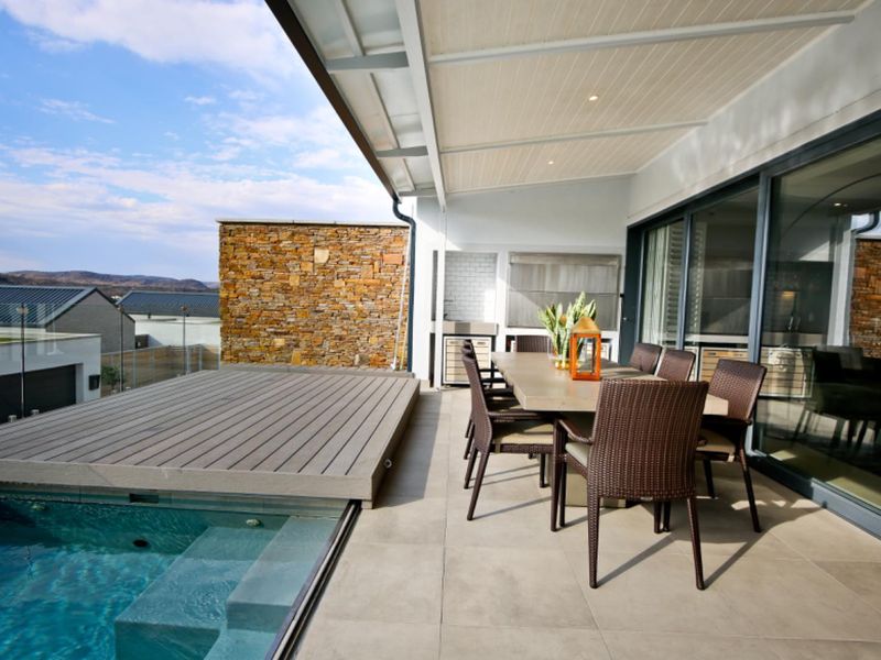 Luxurious, Fully Furnished Penthouse Villa in safe and secure Complex - Photo 6