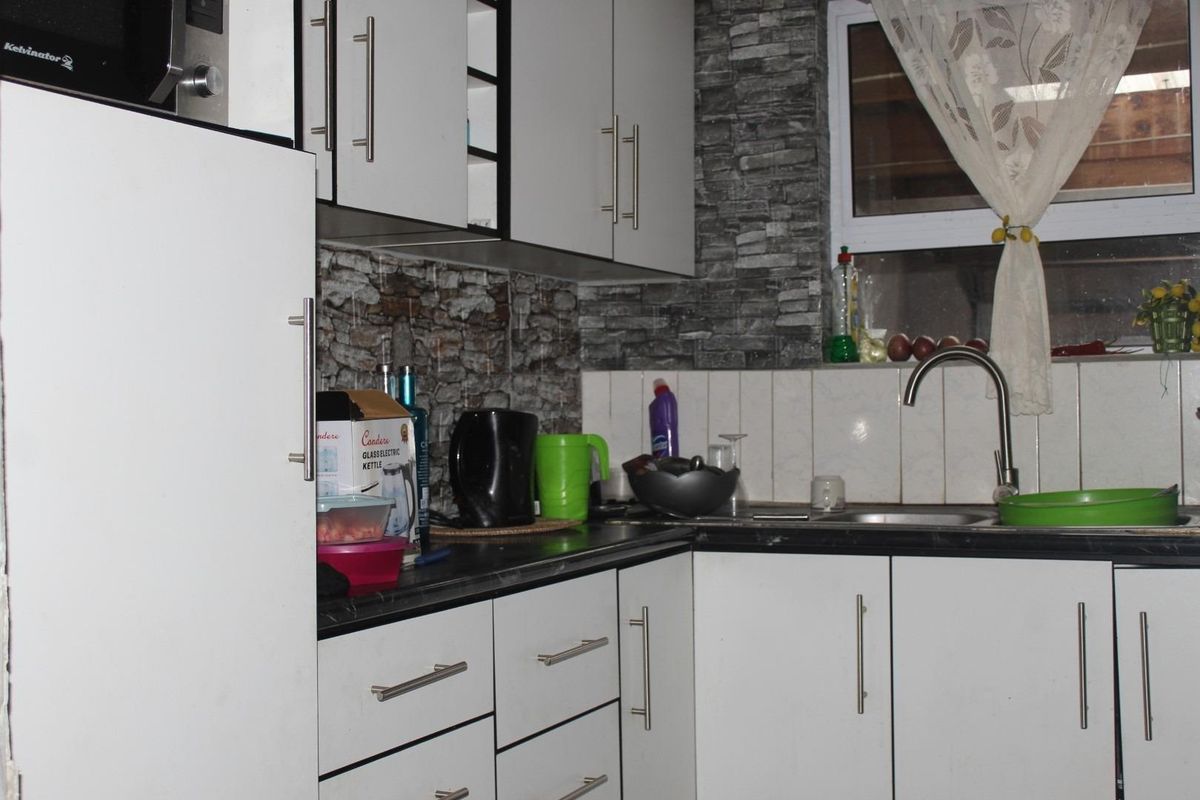 3 Bedroom House For Sale in Robinvale - Photo 2