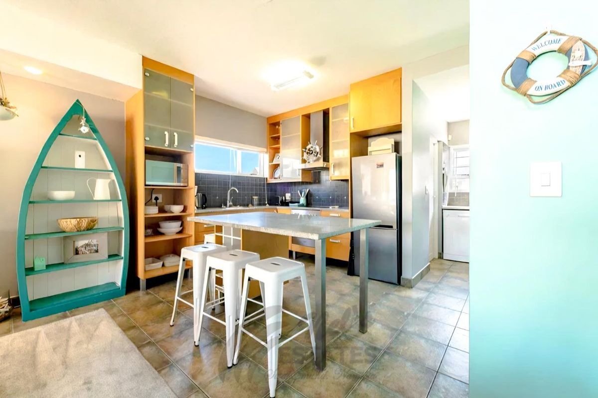 Furnsihed Townhouse For Sale at Waterfront, Swakopmund - Photo 3