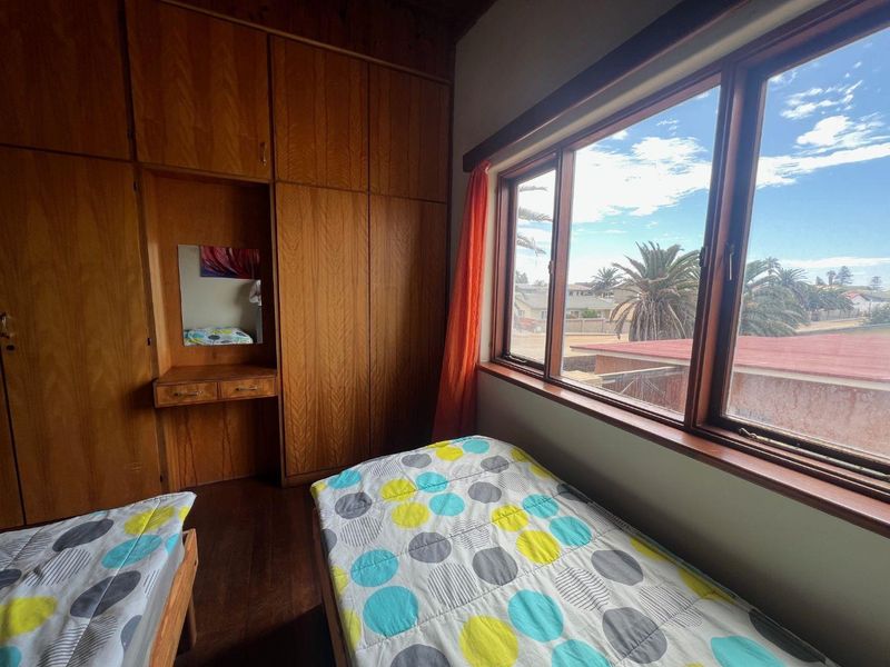 FOR SALE: 3 BEDROOM HOUSE WITH FLAT FOR SALE IN VINETA, SWAKOPMUND, NAMIBIA - Photo 10