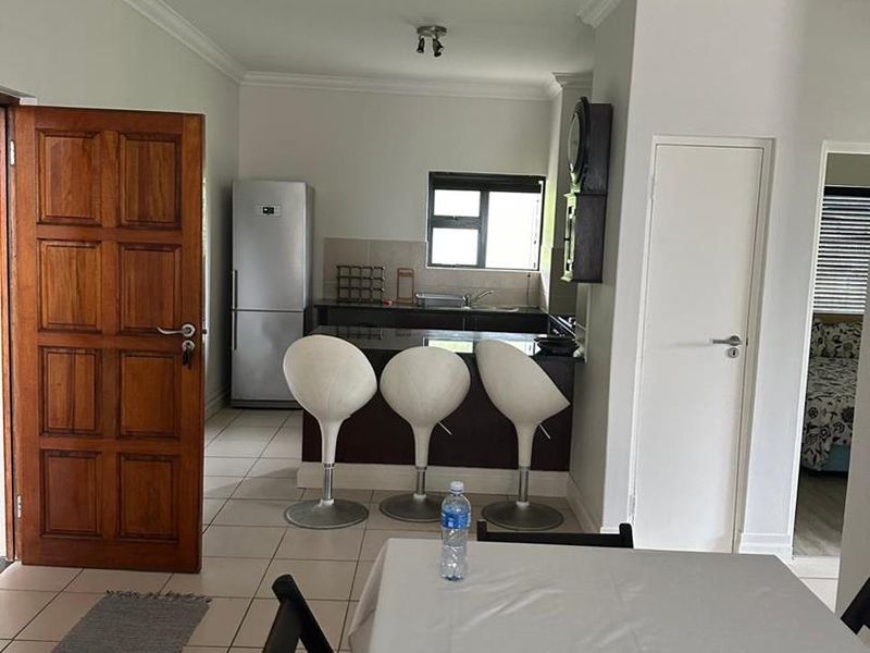 FULLY FURNISHED 2-BEDROOM COASTAL APARTMENT TO RENT - Photo 7