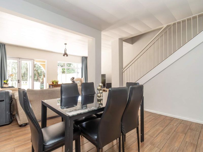 Seize This Gem: Stylish 2 Bedroom Duplex in Prime Quellerina! - Photo 10