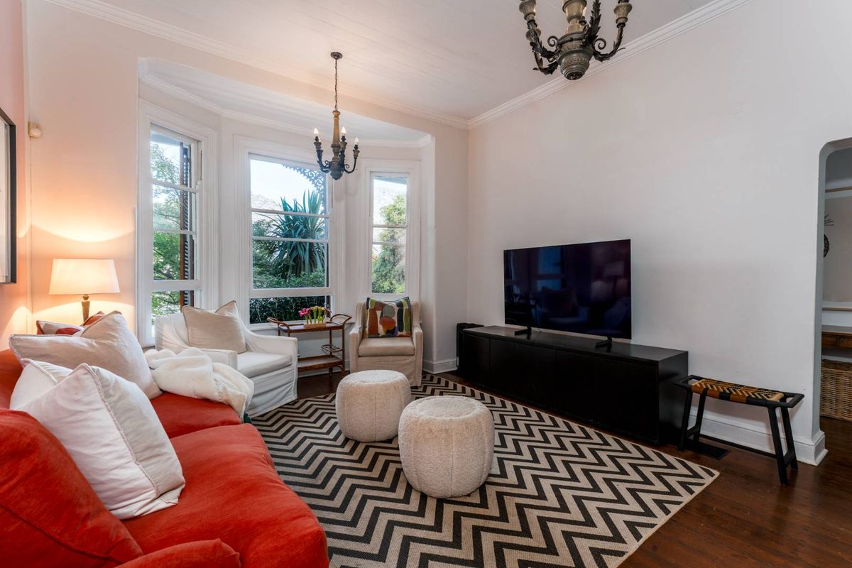 Victorian Elegance with Bold Modern Finishes - Photo 5