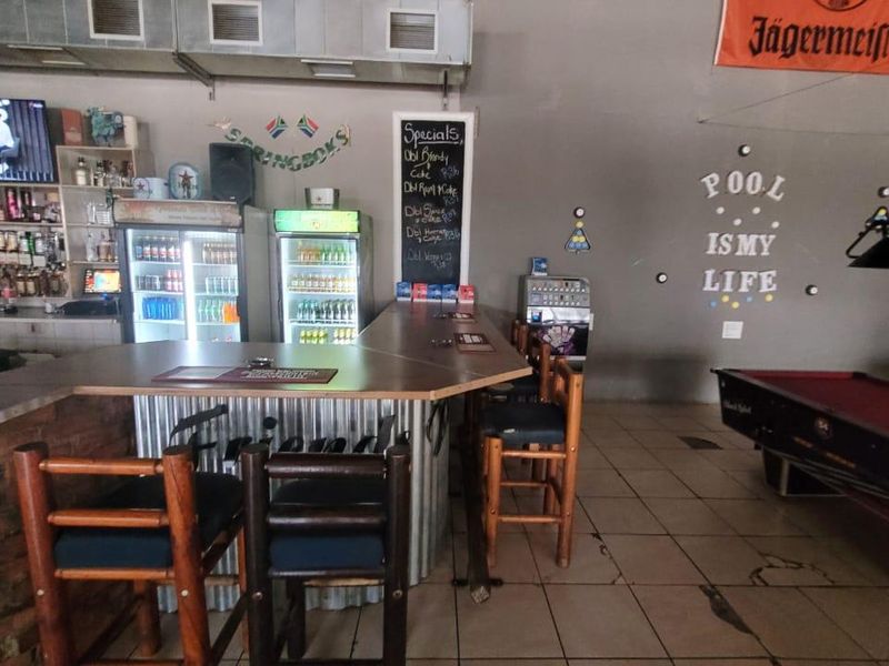 OWN YOUR OWN PUB AND GRILL WITH GREAT POTENSIAL.  LARGE FLOOR SPACE. - Photo 4