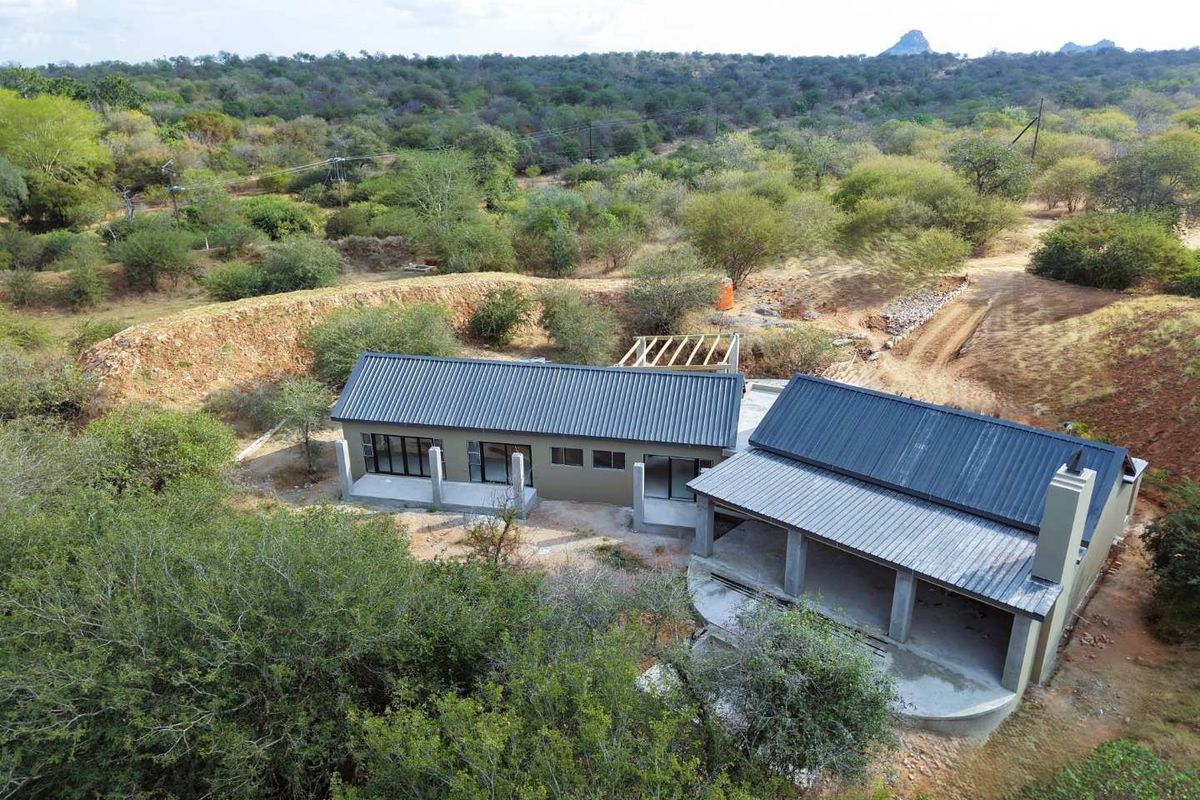 Brand-New 3-Bedroom Riverfront Home – Elephant Rock Eco Estate - Photo 4