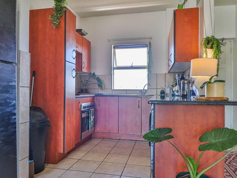 Prime beach access & rental income potential - Photo 7