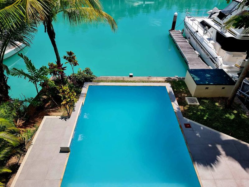 EXCEPTIONAL NORTH FACING MAISON - Photo 8