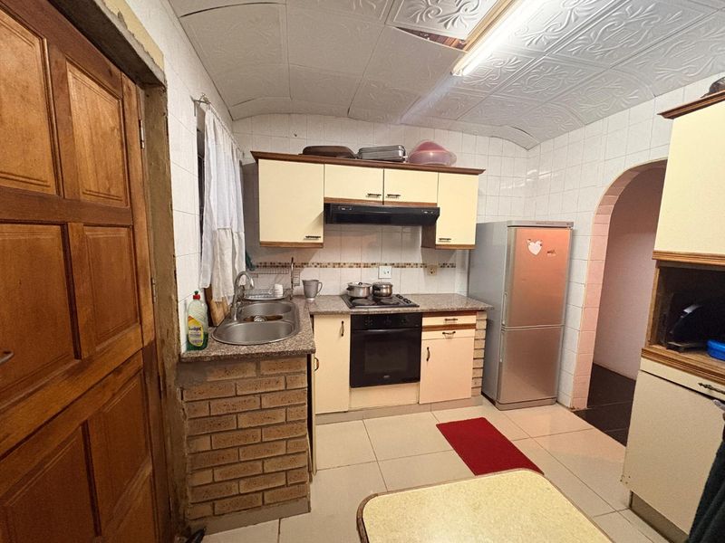 Discover Your Dream Home! - Photo 7