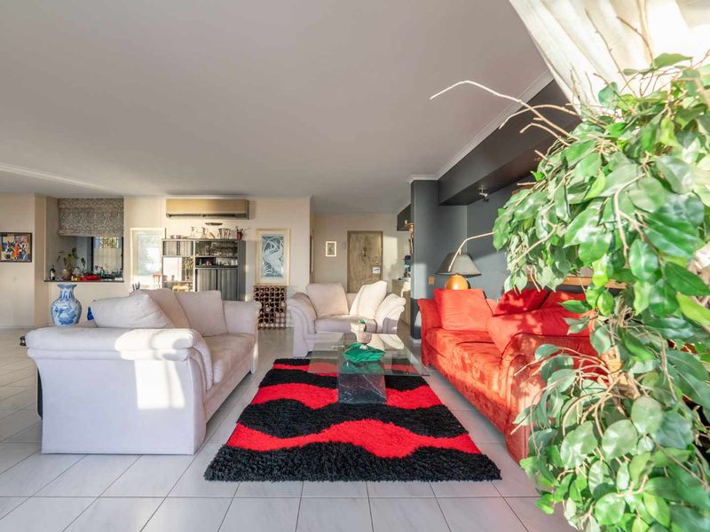 Renovator’s Dream with Panoramic Views in Prime Fresnaye - Photo 7