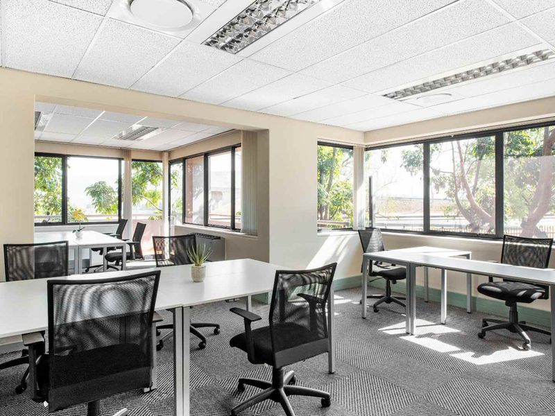 Flexible workspace in Regus Eastrand Bedfordview - Photo 4
