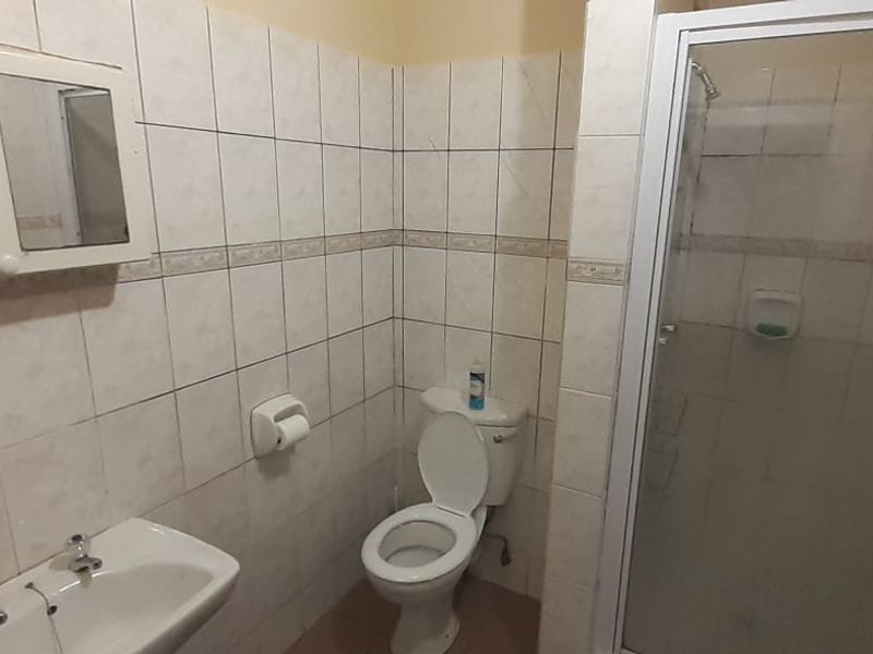 ROOM to rent in shared apartment - Photo 8