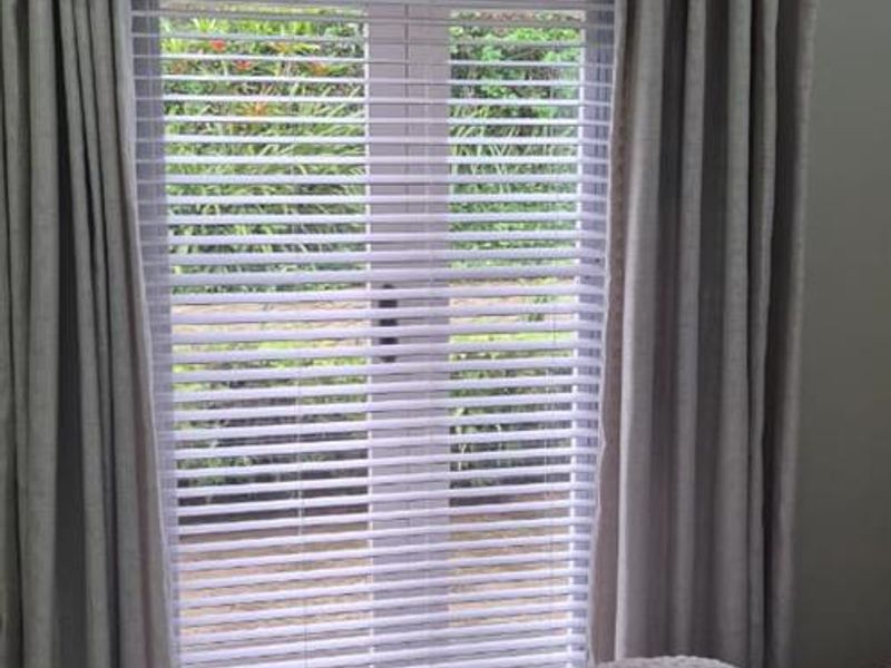 Kloof Bachelor Living - Photo 5