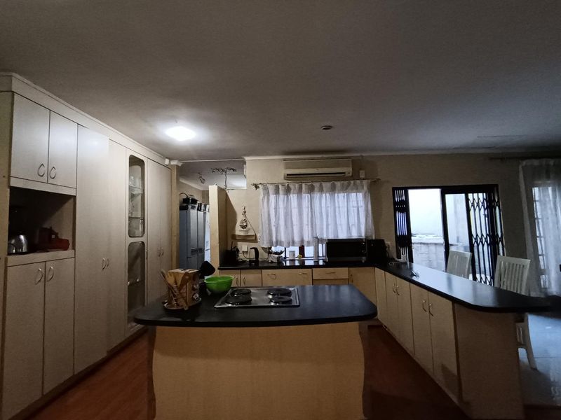 Ideal Starter Home or Downsizer in Dan Pienaar - Photo 2