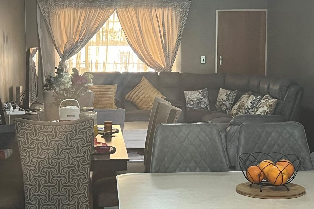 Simply elegant apartment for sale. - Photo 3