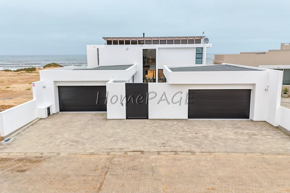 Sun Bay (Ext 11) Henties Bay:  MOST BEAUTIFUL BEACHFRONT VILLA IS FOR SALE - Photo 3