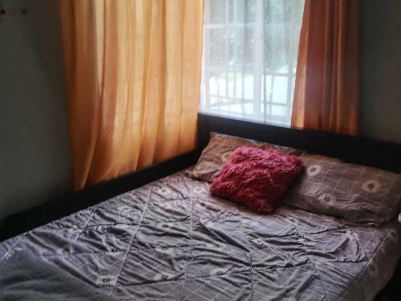 "Perfect Blend of Comfort & Style: Jo'burg Apartment!" - Photo 10