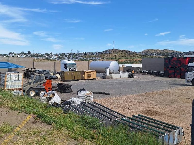 FOR SALE - Industrial property with Warehouses in Lafrenz - Photo 4