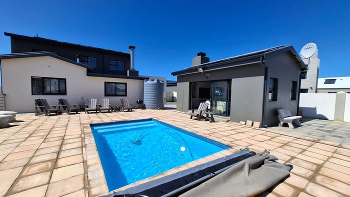 Property #2466661, House For Sale in Witsand Central