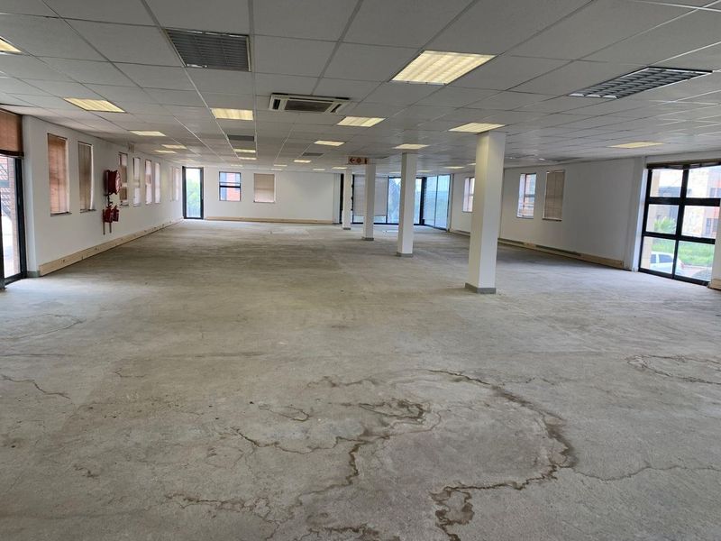 472m2 Paulshof Office To Let - Photo 7