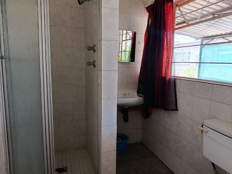 For Sale – Investment Opportunity in Rhodesfield, Kempton Park - Photo 9