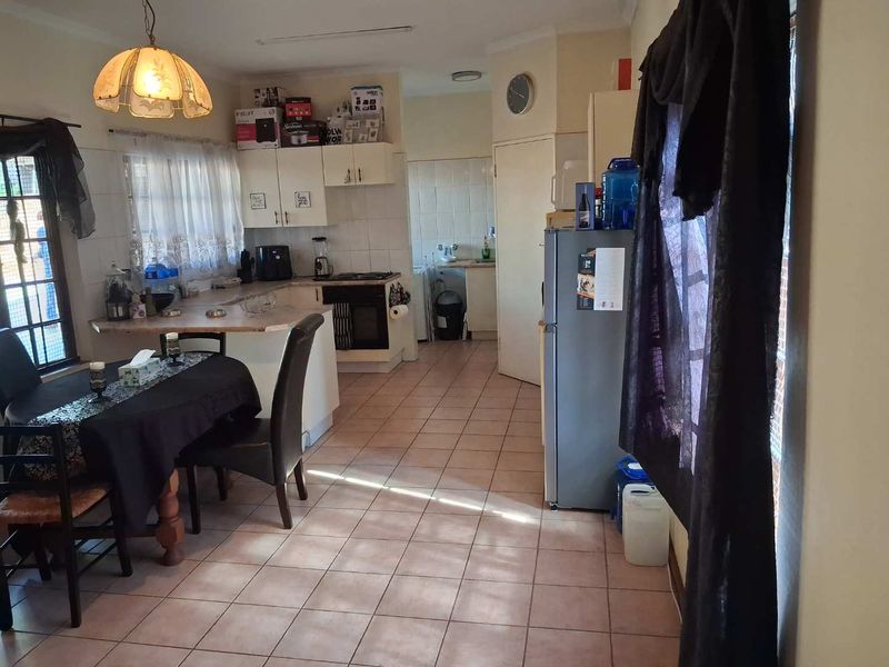 Secure Duet in Faerie Glen - Photo 4