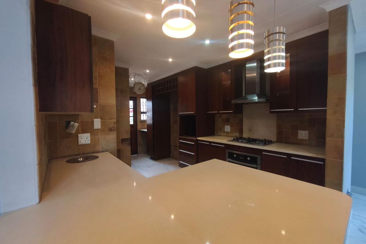 3 Bedroom, 2 Bathroom Cluster for Rent in Newmarket Park - Photo 4