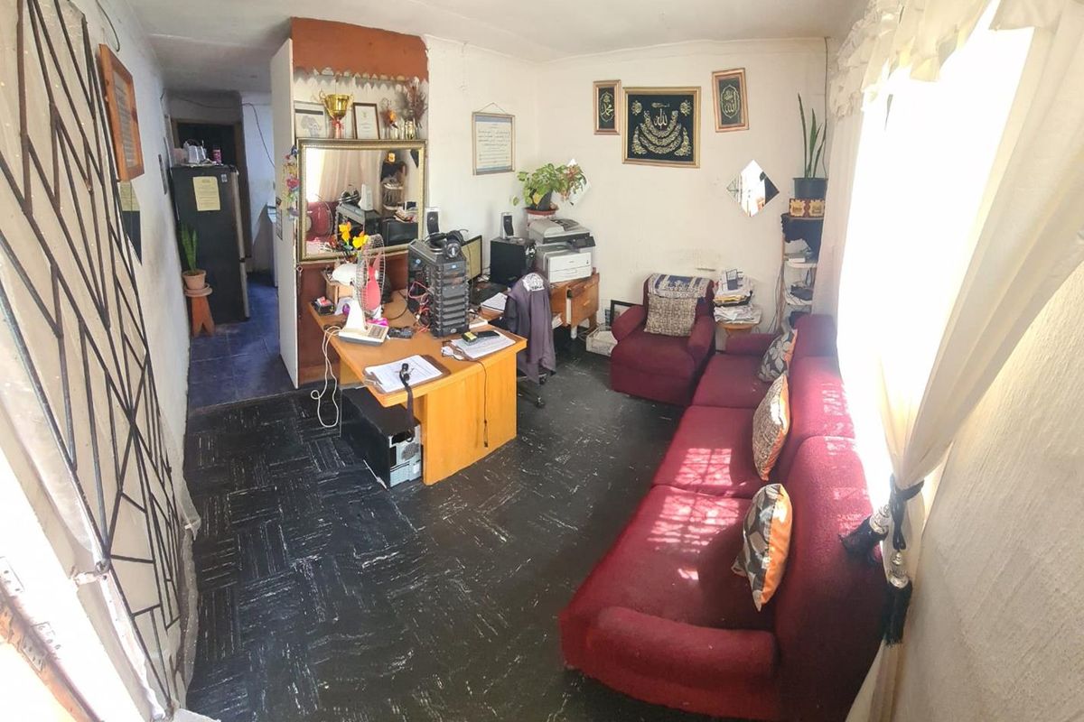 CHARMING 4 BEDROOM FAMILY HOME FOR SALE!!! - Photo 4