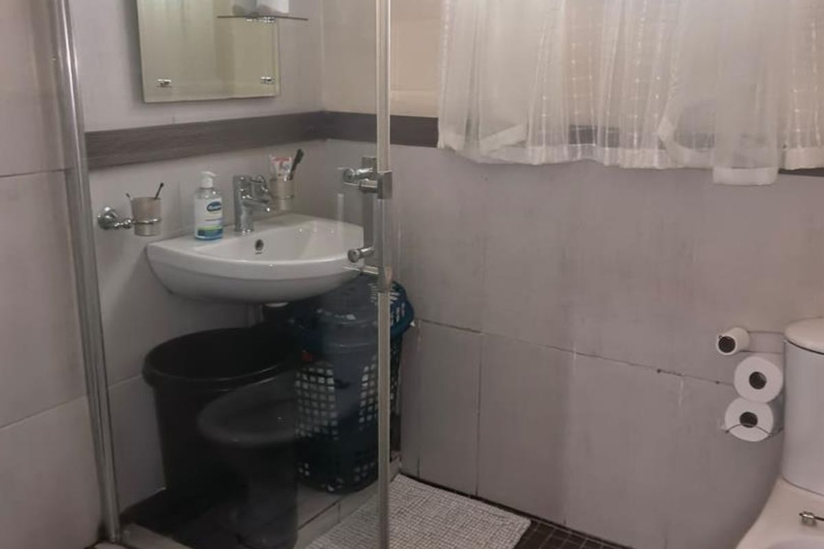 1-Bedroom Flat in Benoni Central - Photo 4
