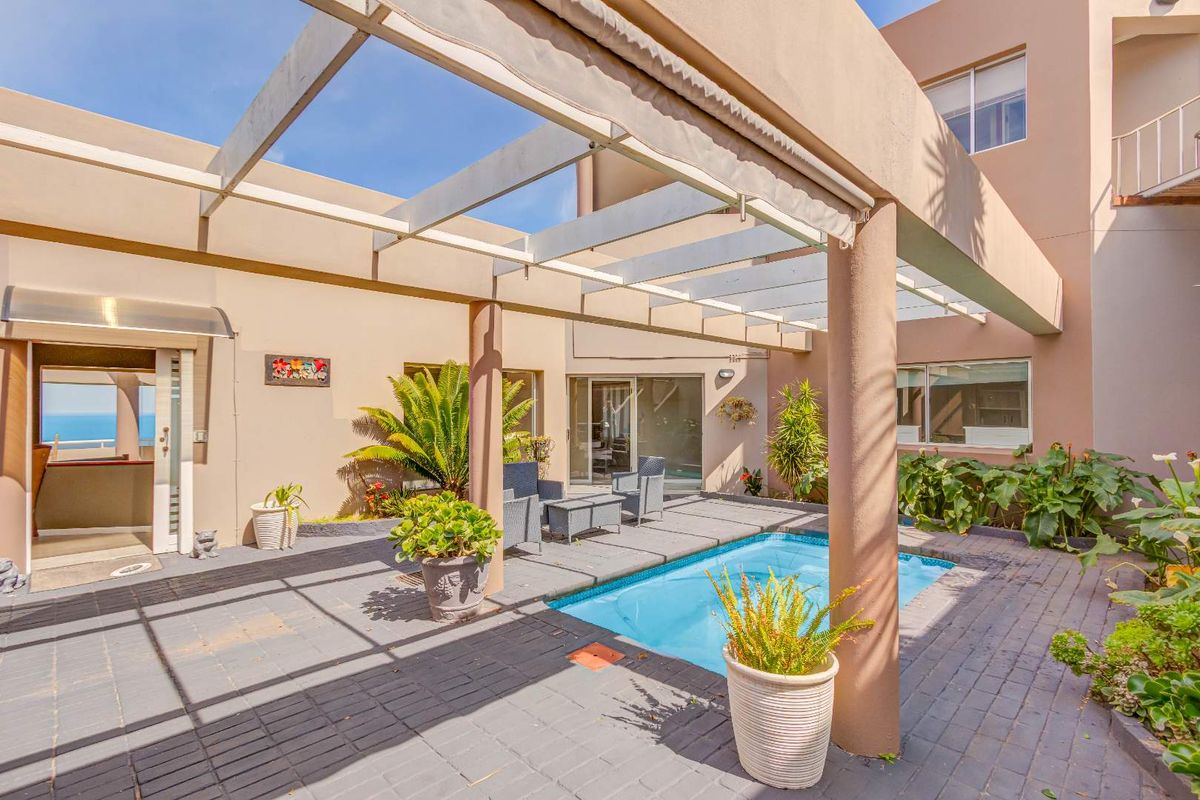 Brenton-on-Sea – Ocean Views & Whale Watching - Photo 2