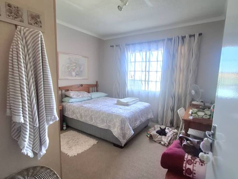 3 BEDROOM UNIT IN POPULAR COMPLEX IN KLEINE KUPPE - Photo 9