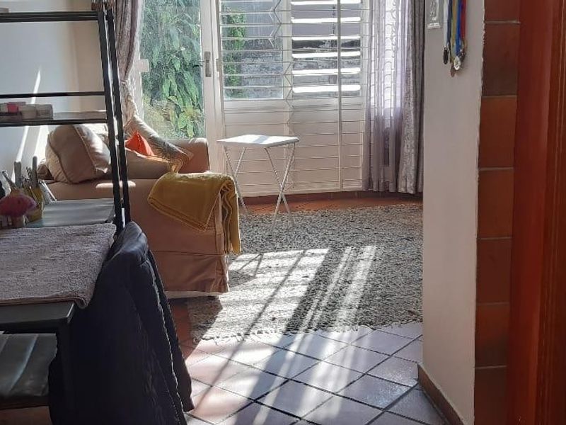 Charming 1-Bedroom Garden Flat in Fields Hill - Available 1 August, No Pets - Photo 8