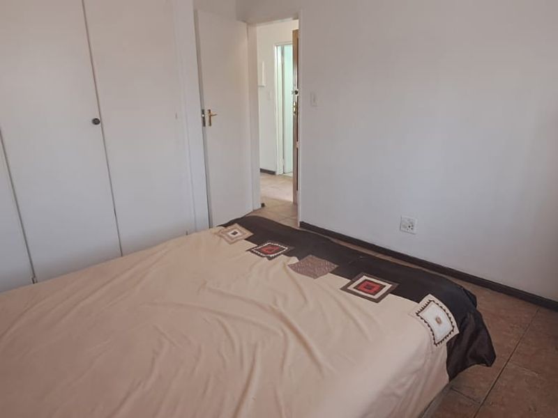 Furnished 2-Bedroom Split-Level Unit – Riviera Villas Two - Photo 9