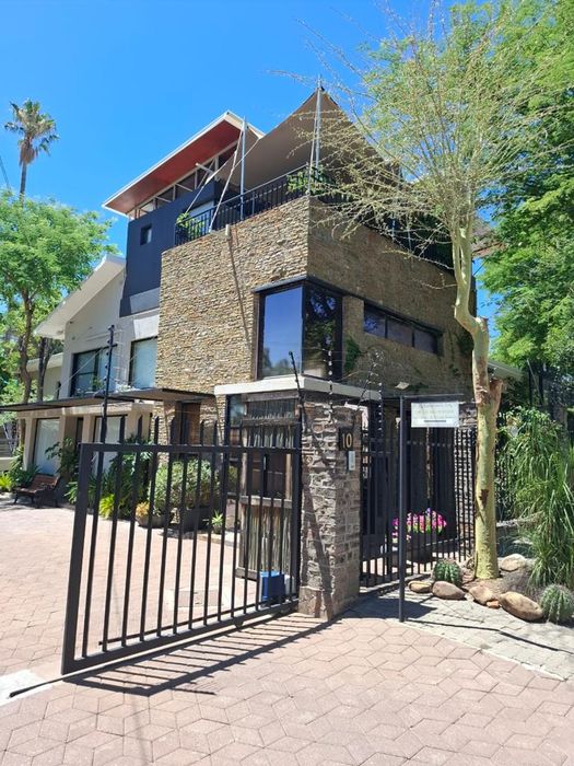 Property #2322280, House For Sale in Klein Windhoek