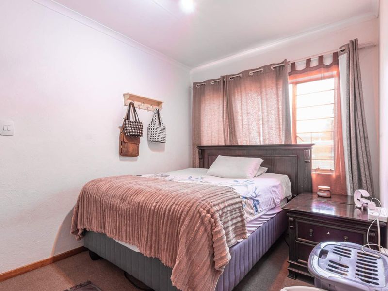 Spacious 2 bed unit for sale. - Photo 10