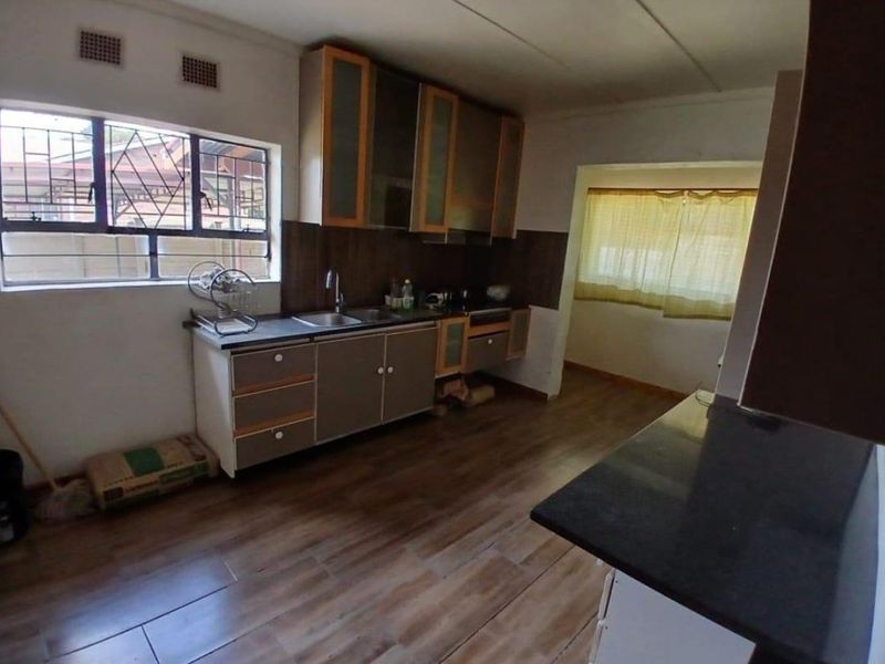 3 Bedroom House For Sale in Vanderbijlpark CE2 - Photo 10