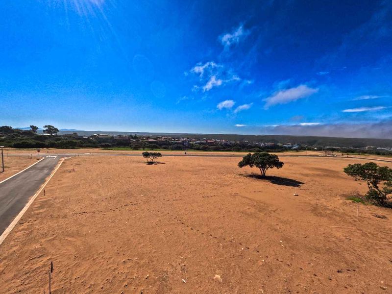 Now is you chance - make your real estate dream a reality! - Photo 7