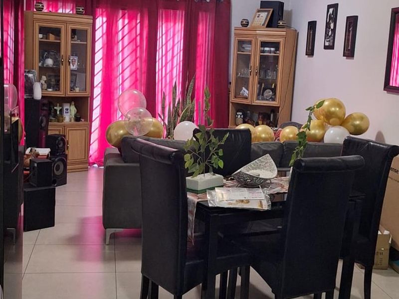 Safe and secure area - Photo 4