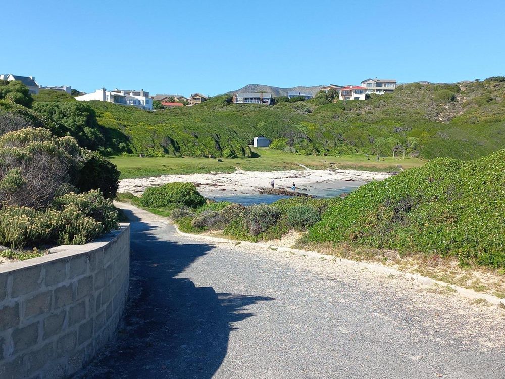 Stanfords Cove - from the side of the Ocean.