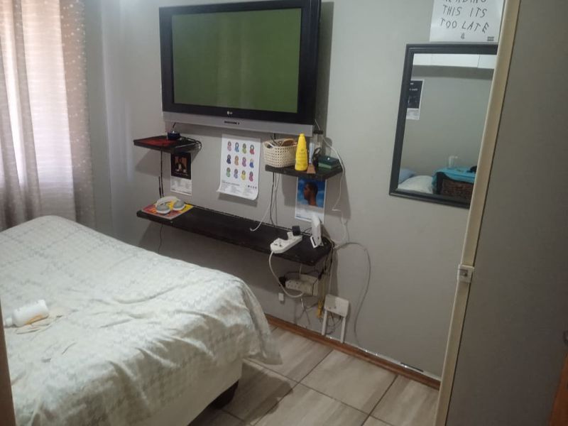 Secure 2 Bedroom Apartment for Sale in Florida - Photo 9