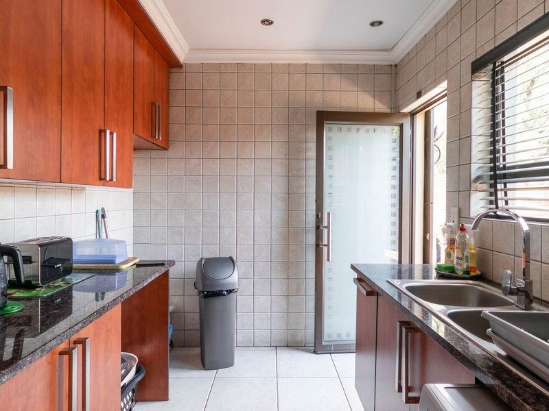 Your Dream Home in Secure Monte Christo Awaits! - Photo 10