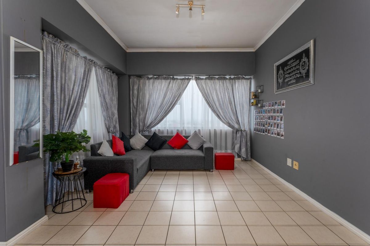 2 Bedroom Apartment for sale - Photo 4