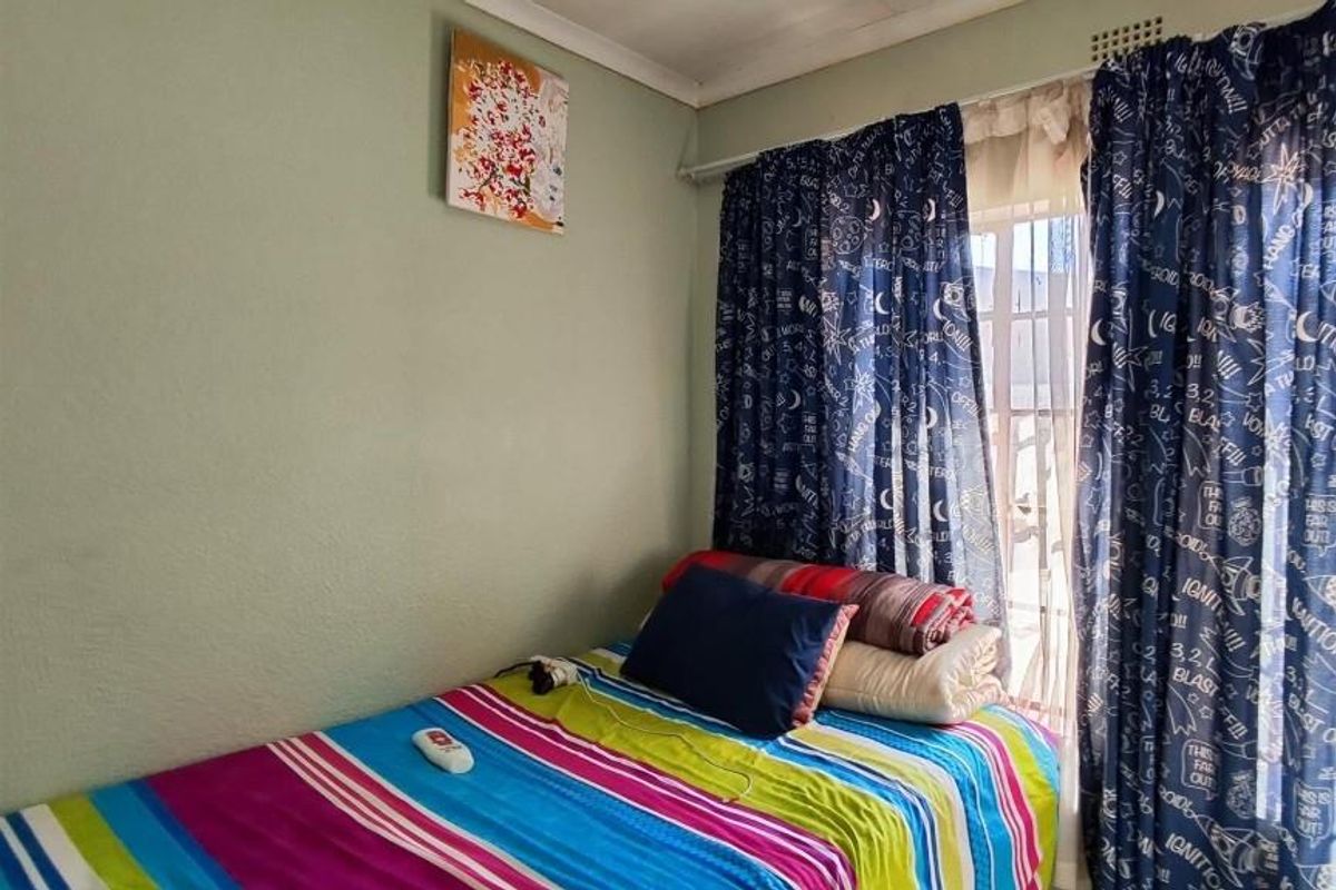 Investment property - Photo 4