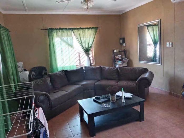 Property #2567203, House For Sale in Ongwediva Central