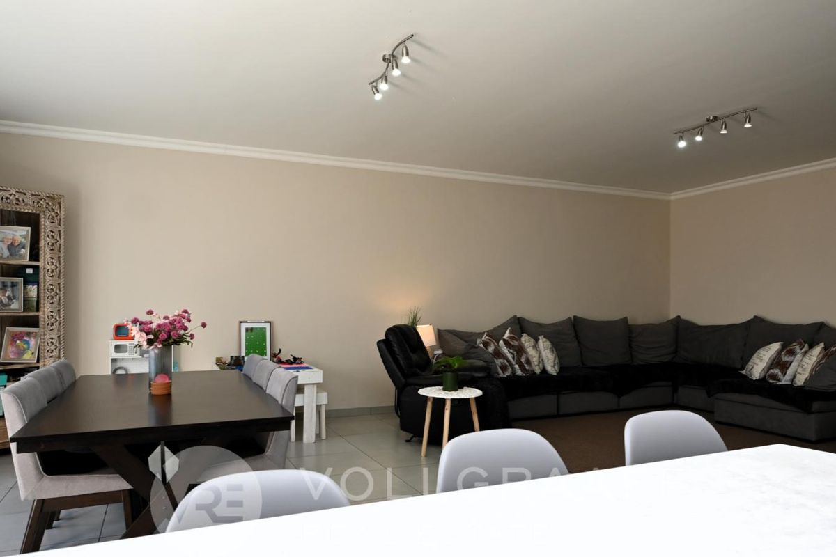 Spacious Three Bedroom Townhouse For Sale in Swakopmund Extension 39 - Photo 4