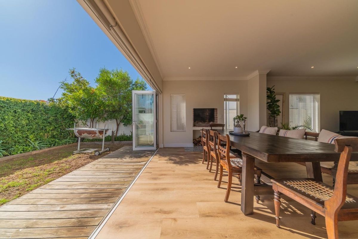 Beautiful 3-Bedroom Home in a Secure Country Estate - Just Outside Stellenbosch - Photo 5