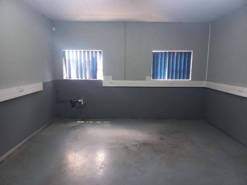 Versatile Commercial Space with Industrial Appeal in Richards Bay - Photo 6