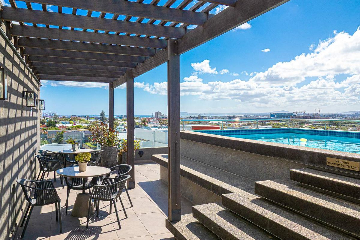 Chic Urban Living in the heart of Observatory - Photo 4