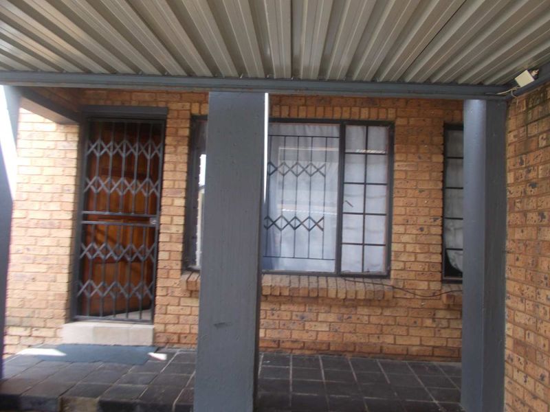 property for a first home buyer - Photo 3