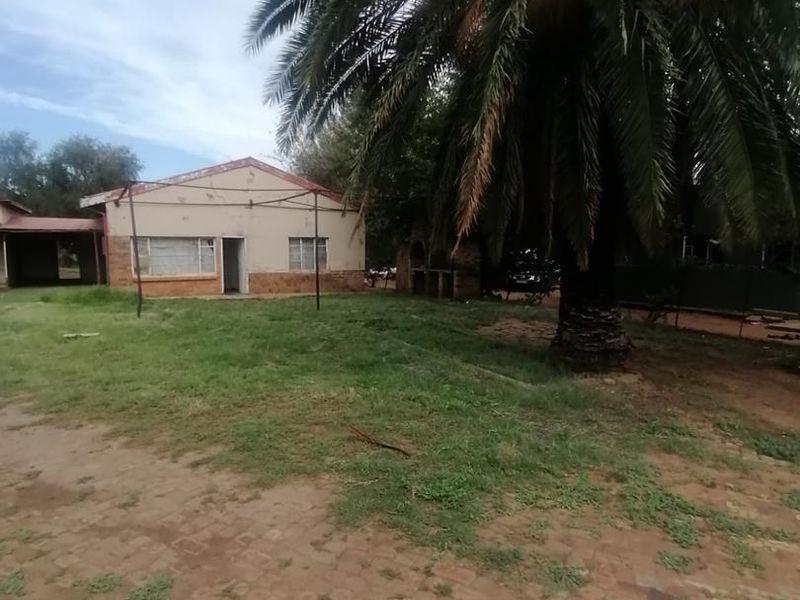 Vacant Land - R300 000.00 - Photo 5
