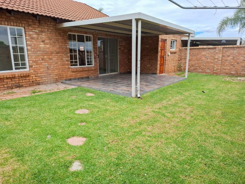 Newly Renovated 2-Bedroom Gem for Sale – Lee Park, Elarduspark, Pretoria - Photo 2